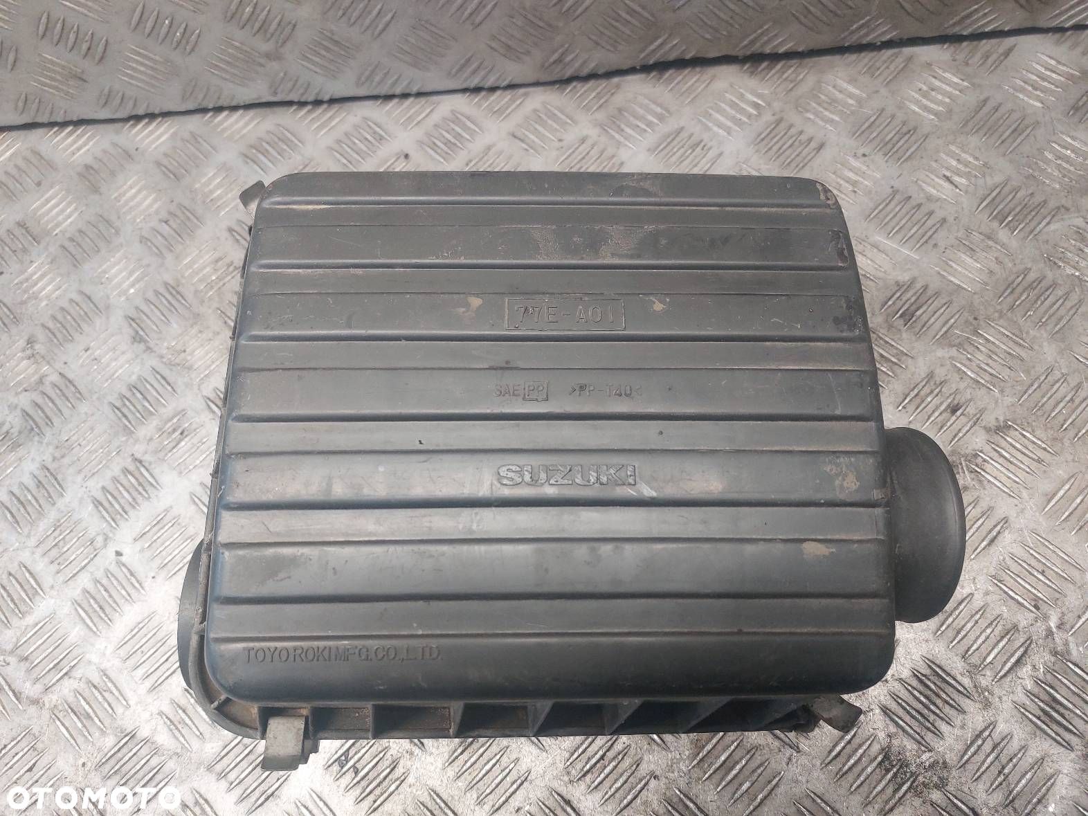 OBUDOWA FILTRA POWIETRZA SUZUKI VITARA I 2.0 HDI - 1