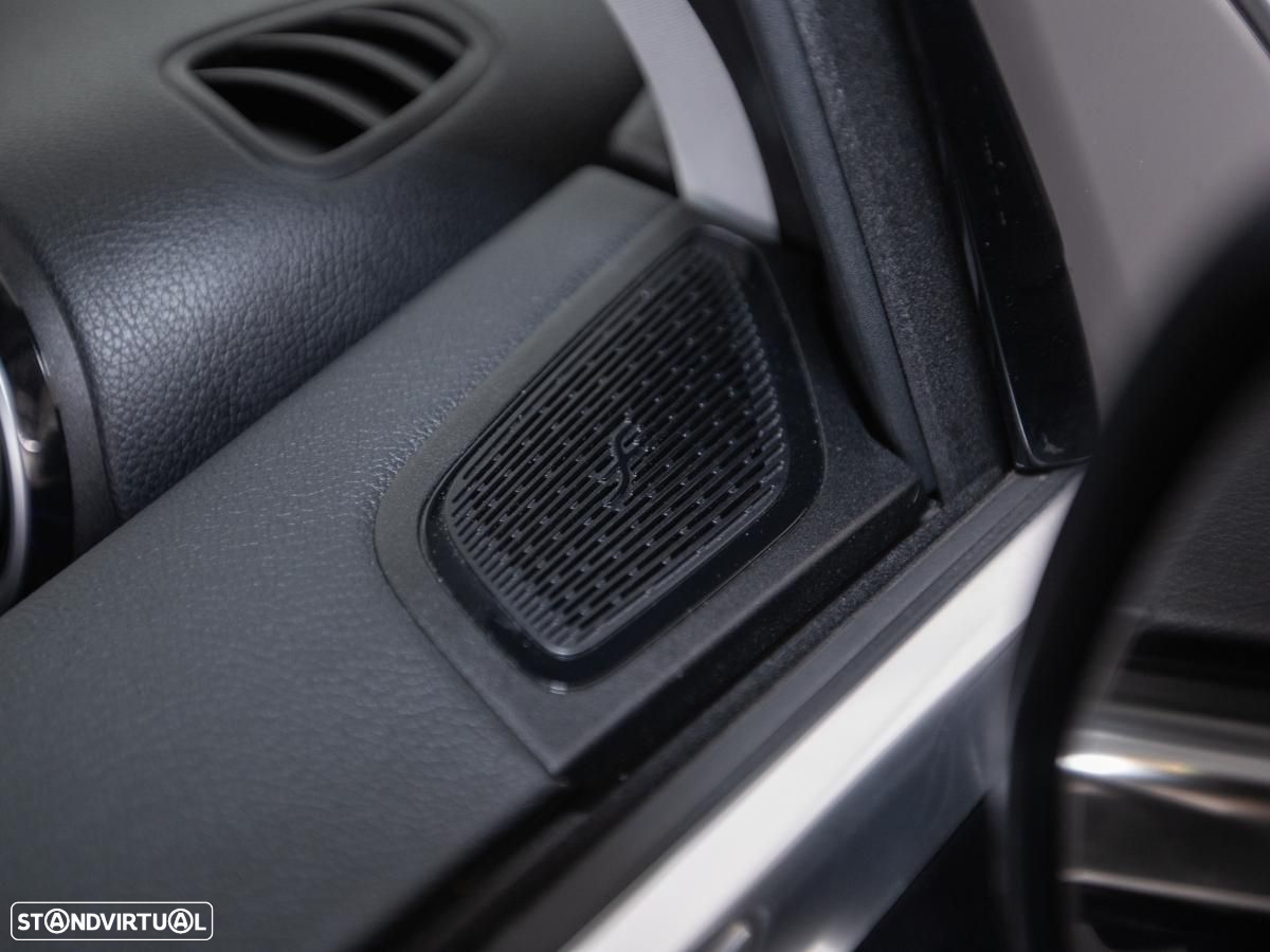 Mercedes-Benz GLC 300 e 4Matic 9G-TRONIC Edition Avantgarde - 20
