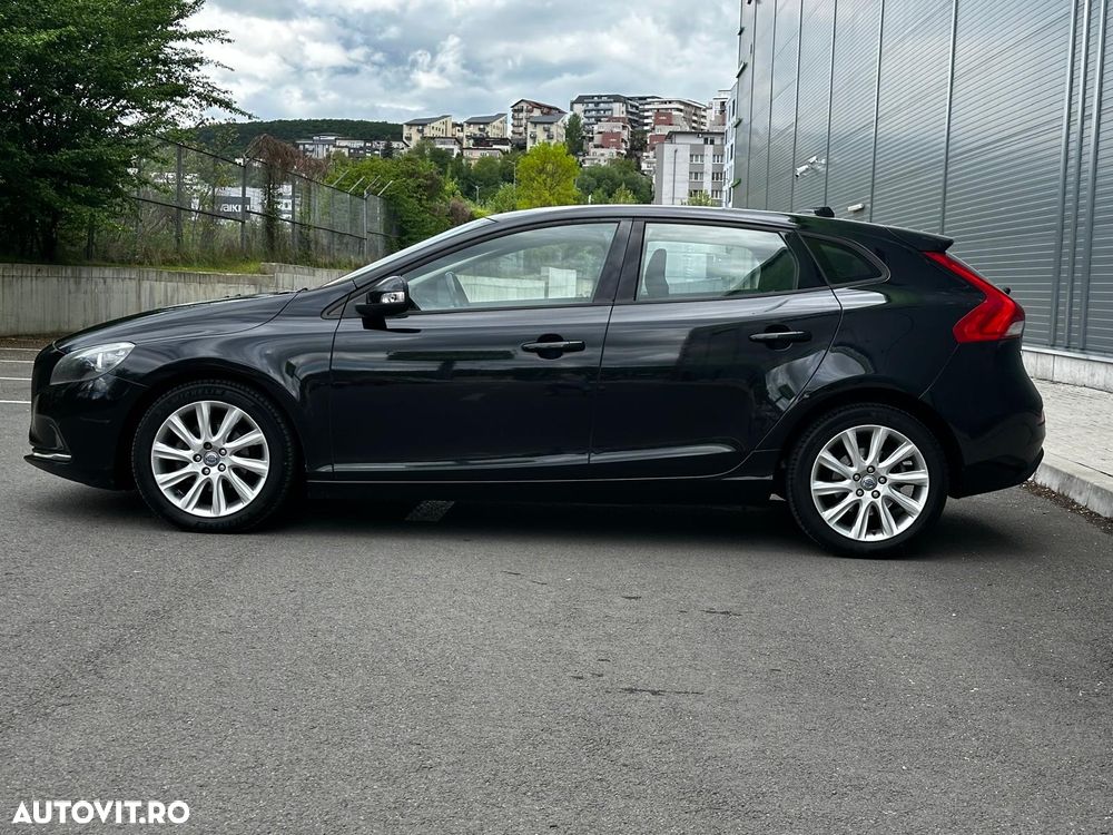 Volvo V40 D2 - 23