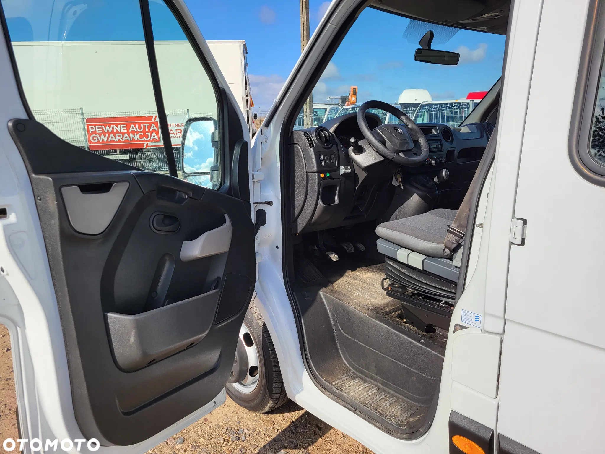 Opel Moavano - 19