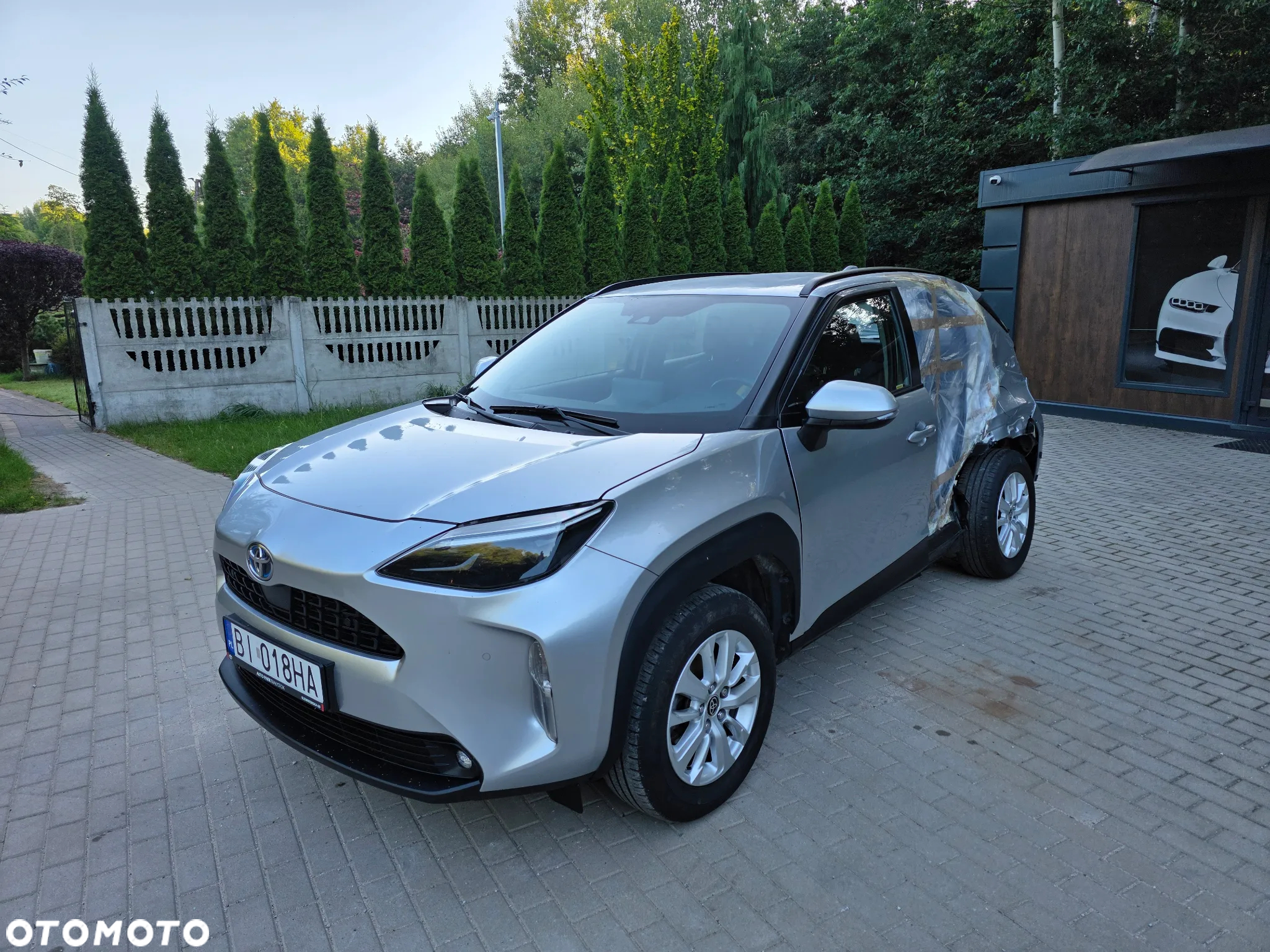Toyota Yaris Cross Hybrid 1.5 Comfort 4x4 - 3