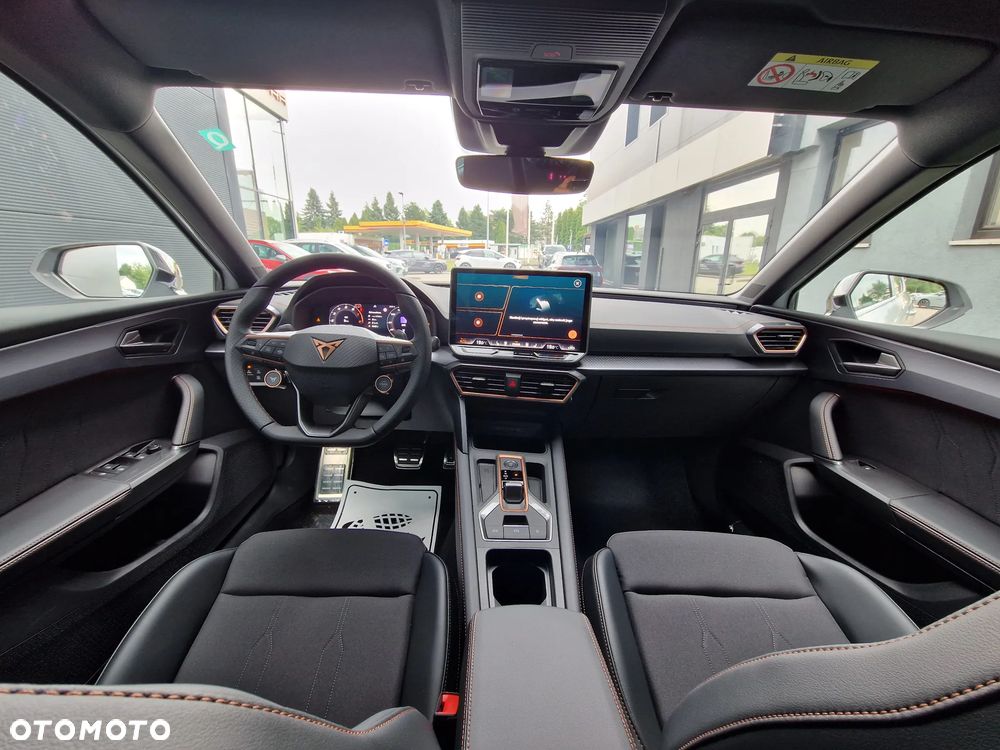 Cupra Leon 1.5 eTSI mHEV DSG - 8