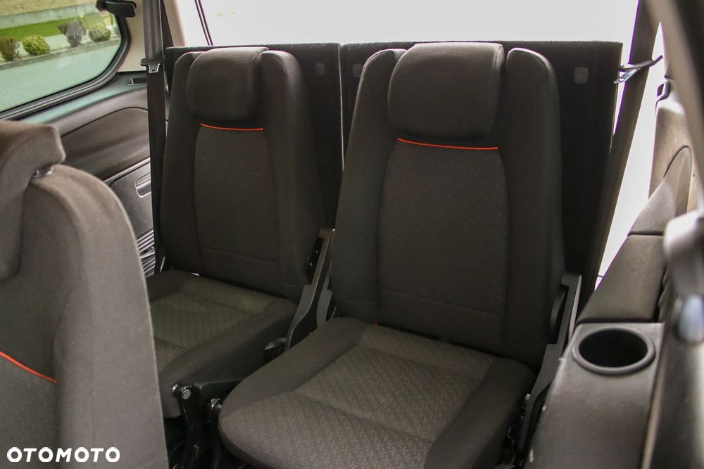 Ford Galaxy 2.0 TDCi Titanium - 30