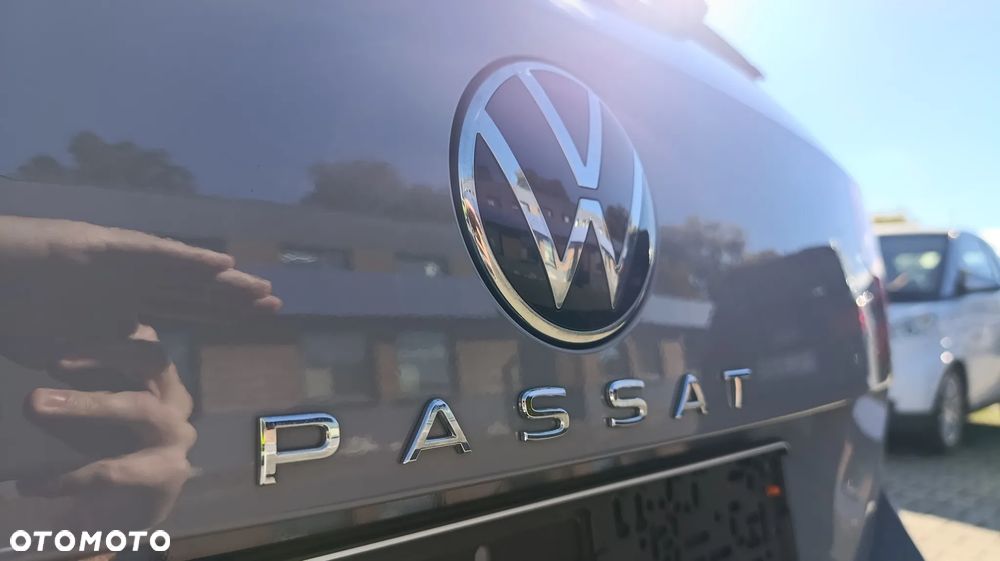 Volkswagen Passat 2.0 TDI SCR Style DSG - 20