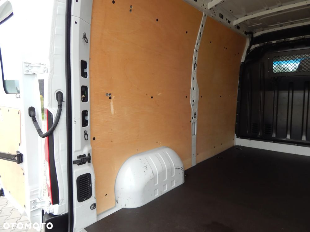 Renault Master L2H2 2,3DCI 125KM - 29