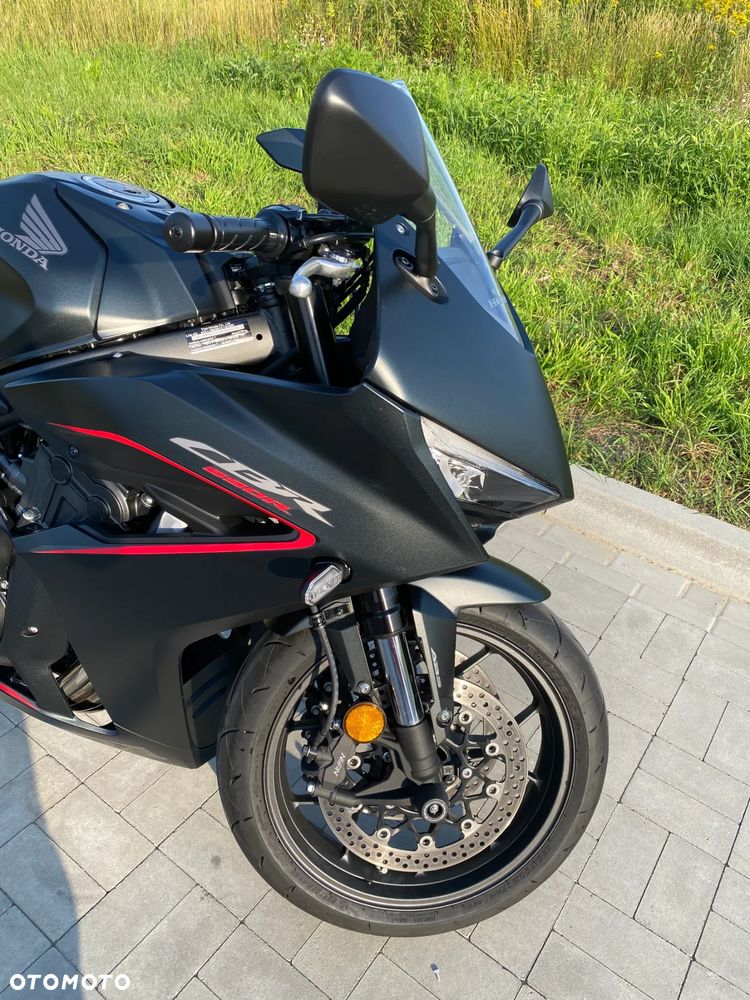 Honda CBR - 8