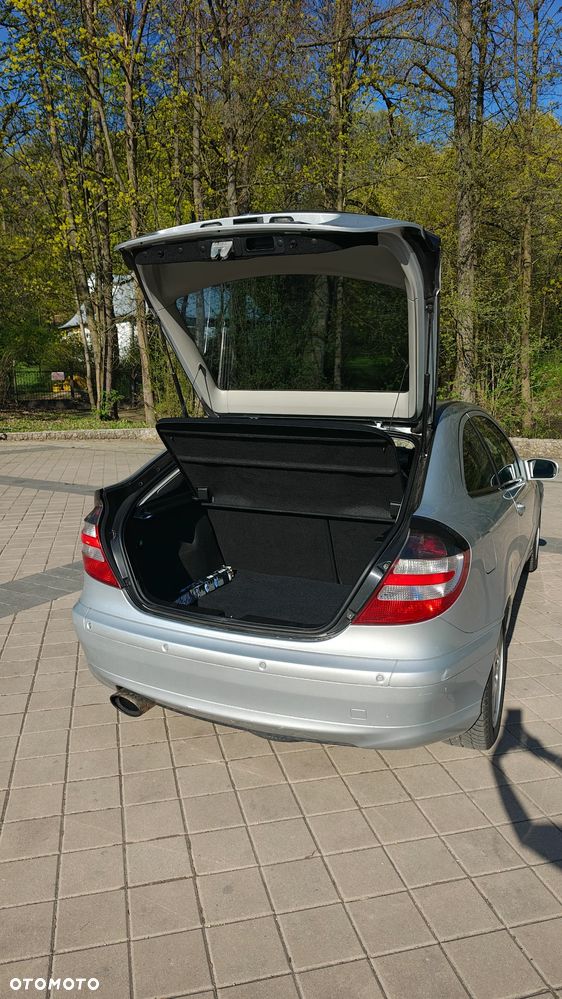 Mercedes-Benz Klasa C 220 CDI Automatik - 9