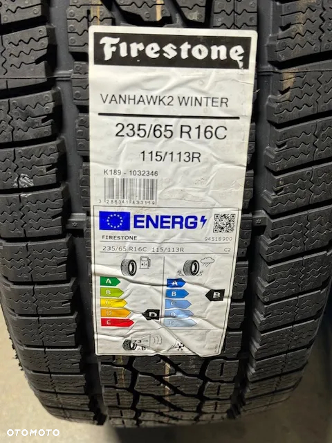 Komplet zimowych opon Firestone Vanhawk2 Winter 235/65R16C - 3