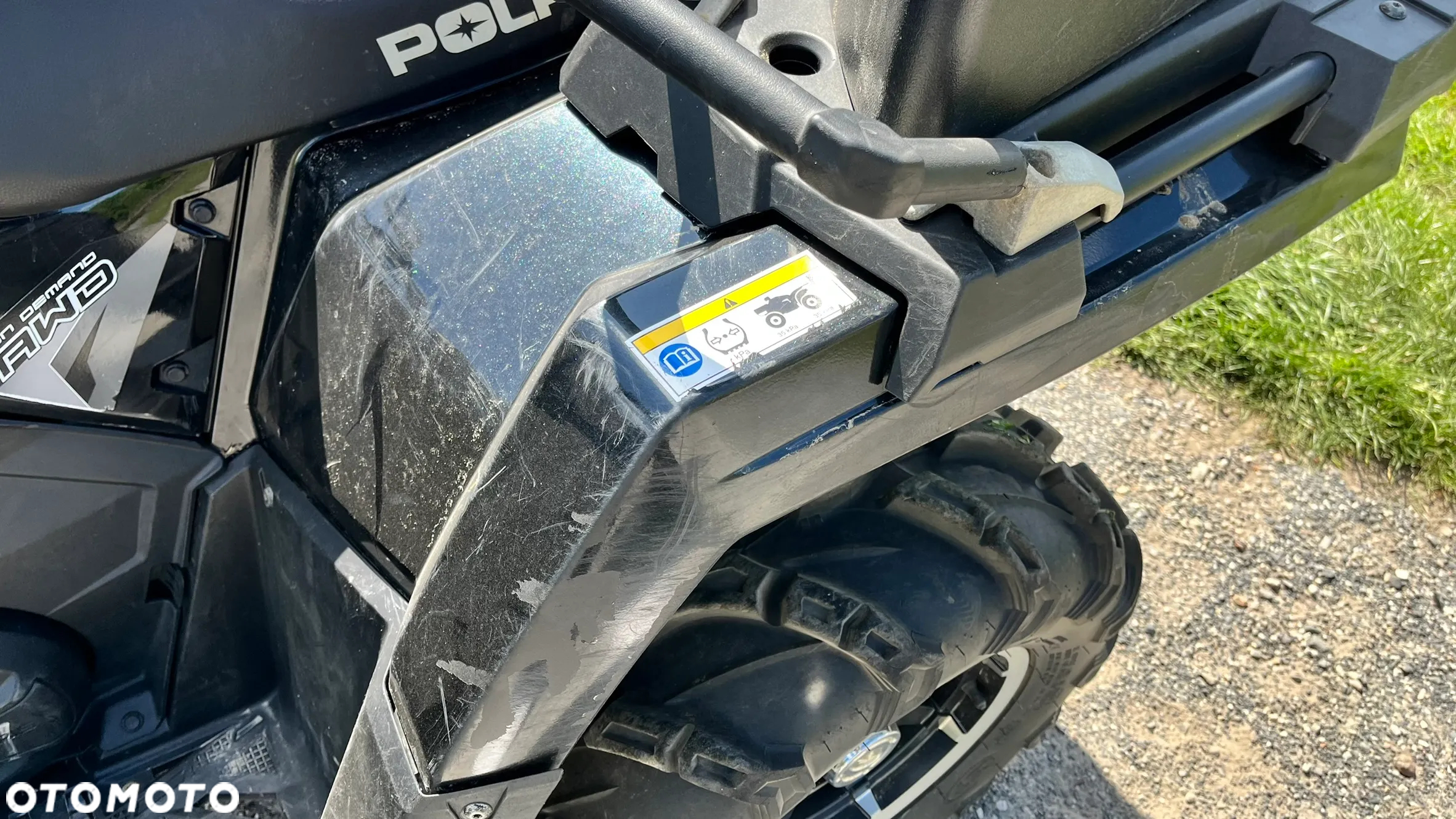 Polaris Sportsman - 12