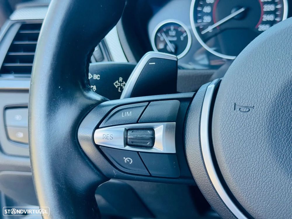 BMW 320 d Auto Pack M - 24