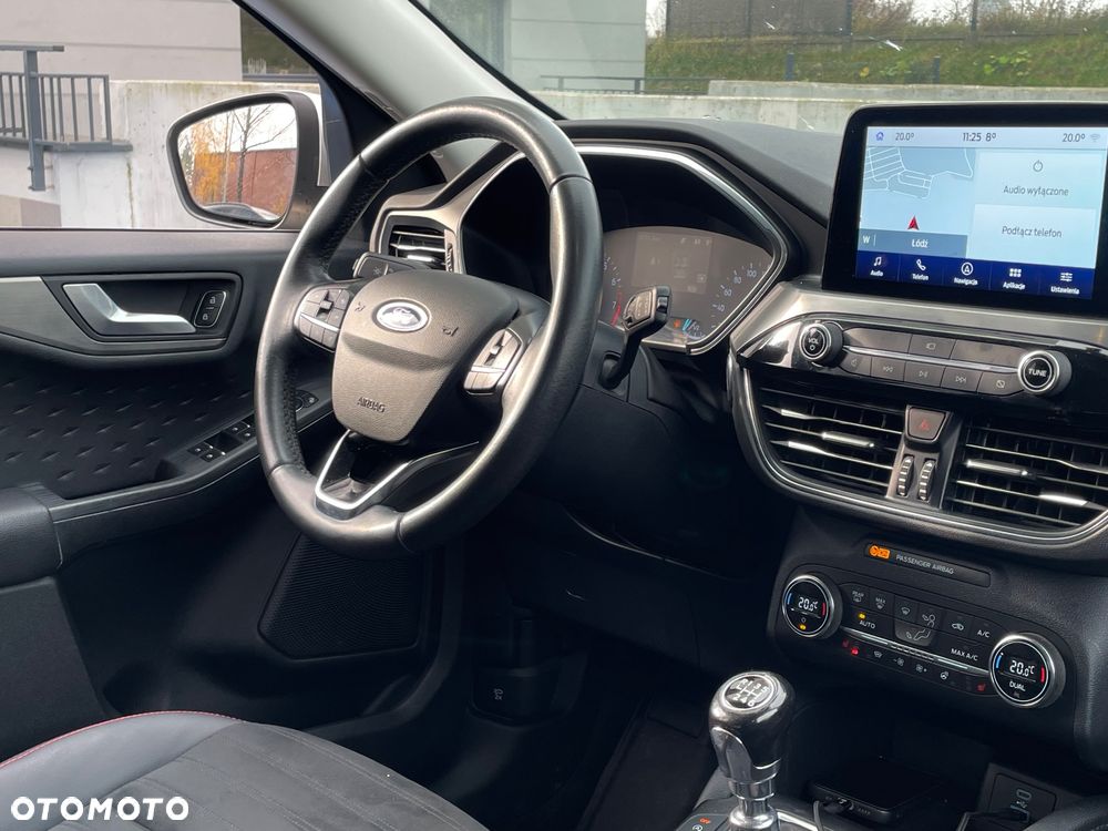 Ford Kuga 1.5 EcoBoost FWD Titanium X - 26