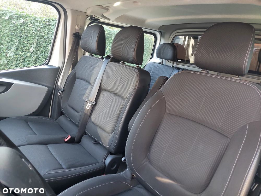 Renault Trafic - 19