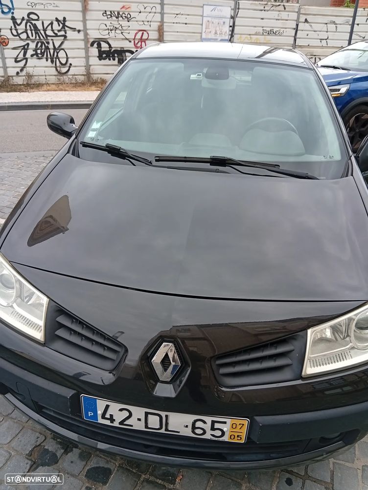 Renault Mégane 1.5 dCi Dynamique S - 1