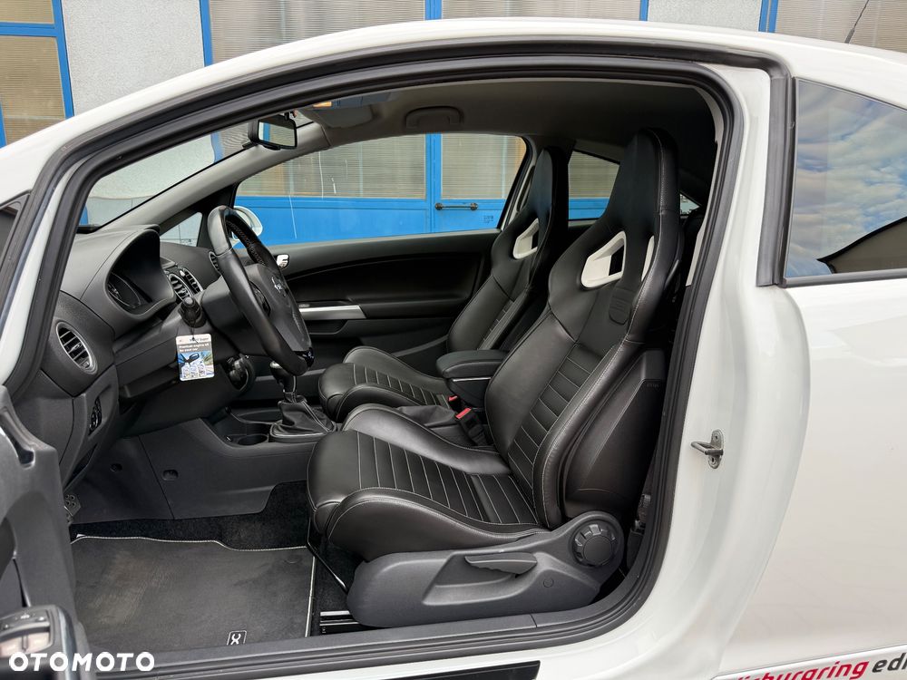 Opel Corsa 1.6 T OPC - 4