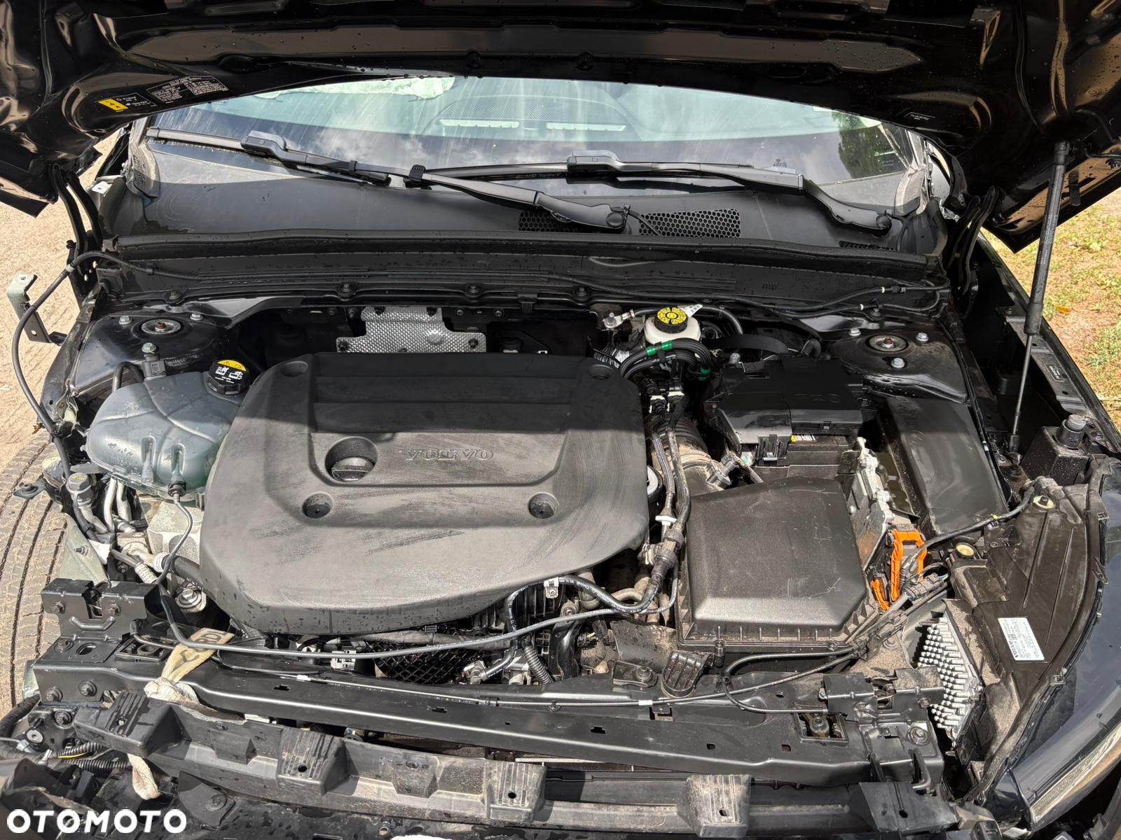 Volvo XC 40 B5 AWD Ultimate Dark - 5