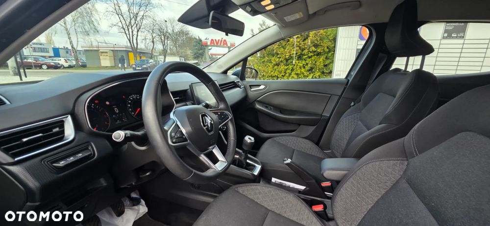 Renault Clio TCe 100 BUSINESS EDITION - 28