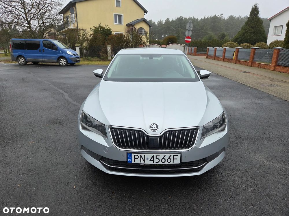 Skoda Superb 1.8 TSI Ambition DSG - 1