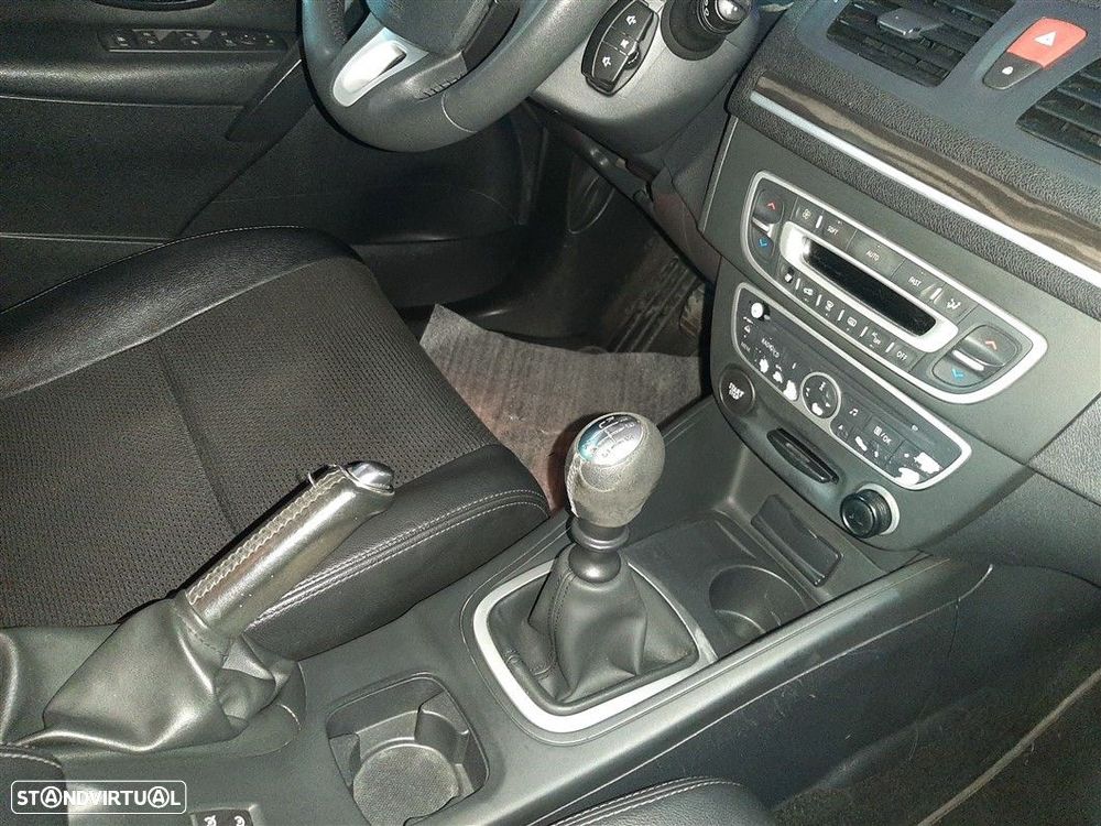 Renault Mégane Sport Tourer 1.5 dCi Dynamique S - 28