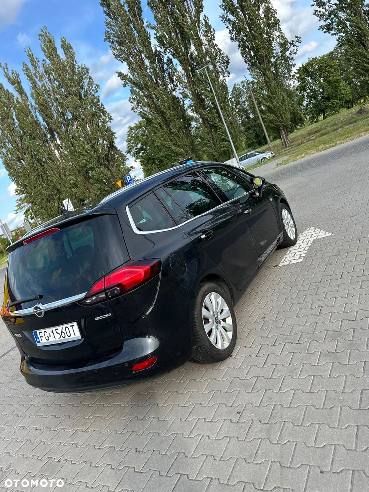 Opel Zafira - 9