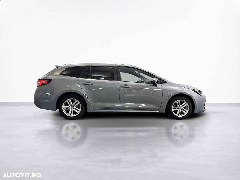 Toyota Corolla - 7