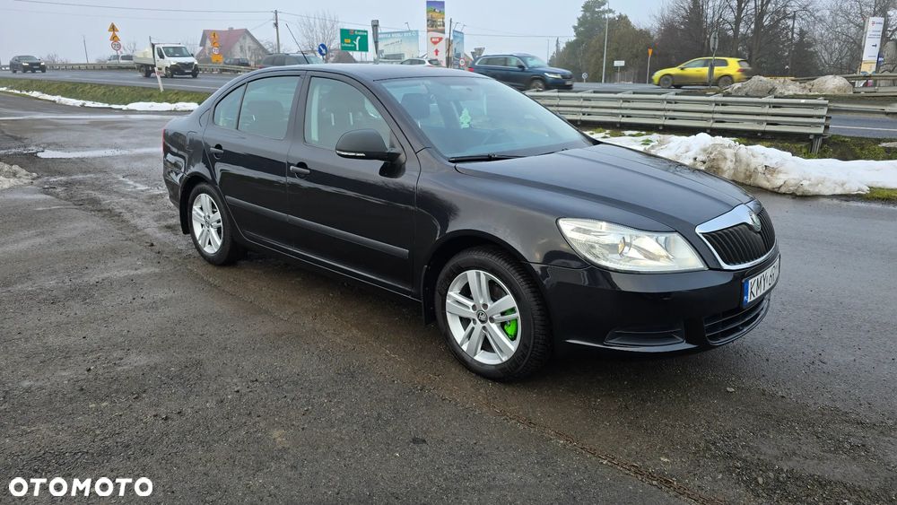 Skoda Octavia 1.6 Mint - 1