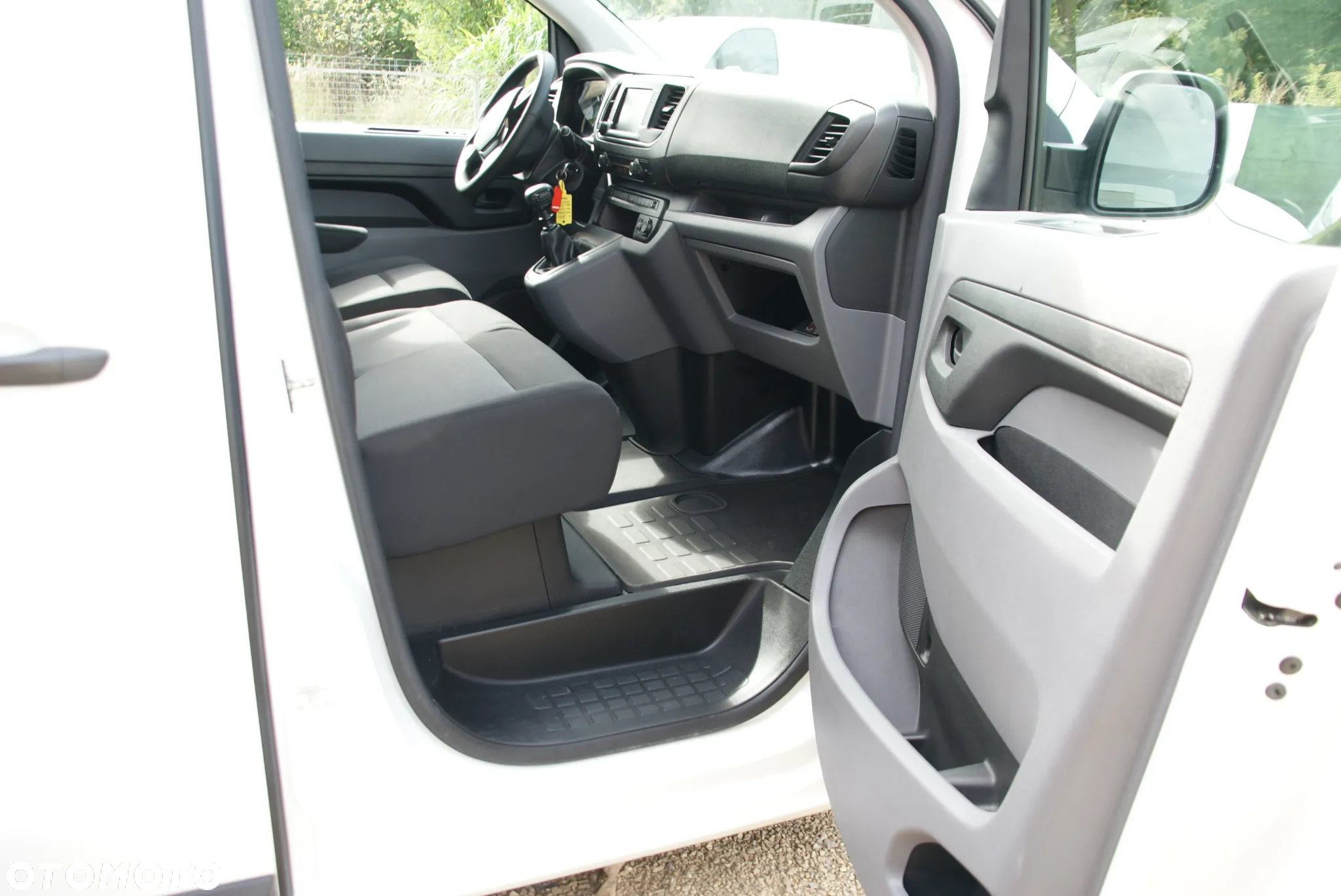 Peugeot Expert - 18