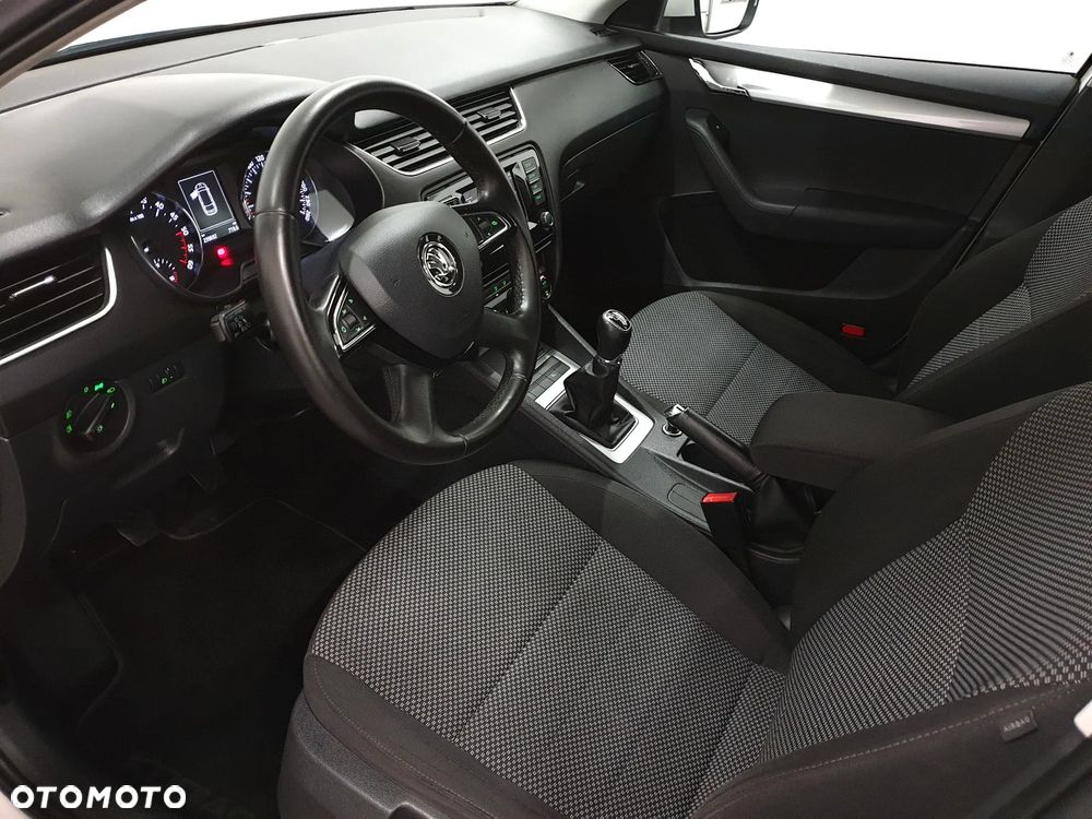 Skoda Octavia 2.0 TDI Style - 32