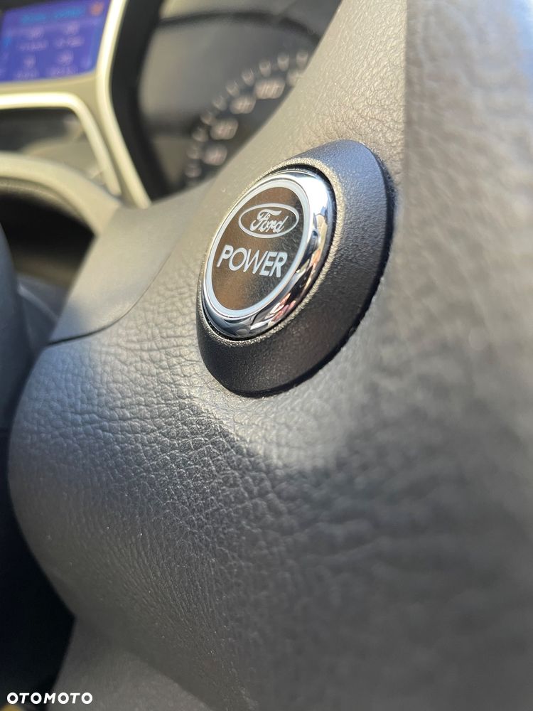 Ford Focus - 34