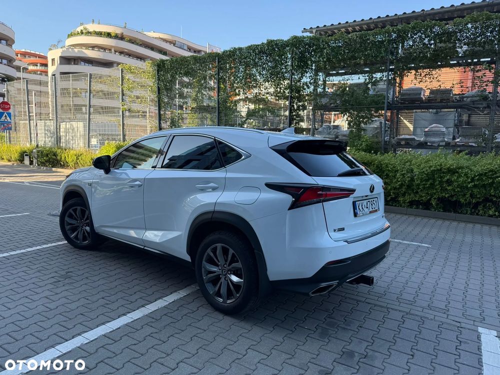 Lexus NX 300 AWD F SPORT - 4