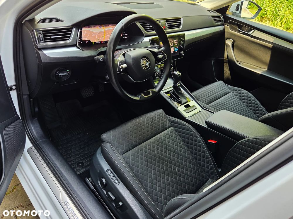 Skoda Superb 2.0 TDI SCR 4x4 Style DSG - 12
