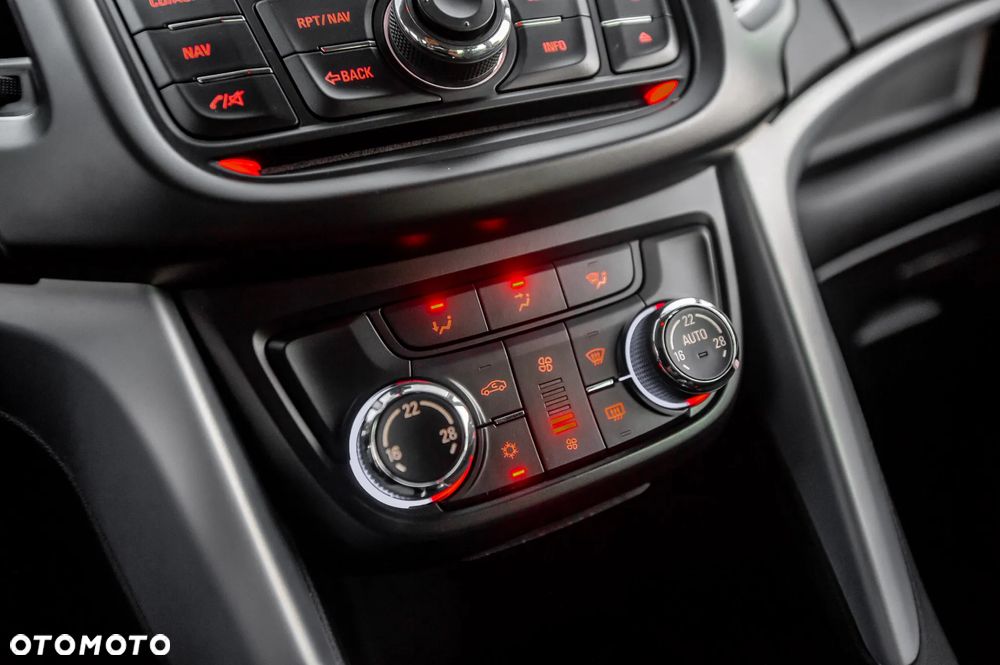 Opel Zafira 1.4 T Cosmo - 29