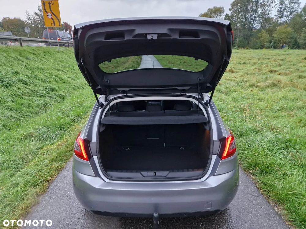 Peugeot 308 - 5