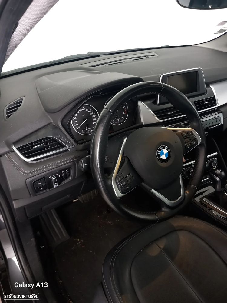 BMW 218 Active Tourer - 3