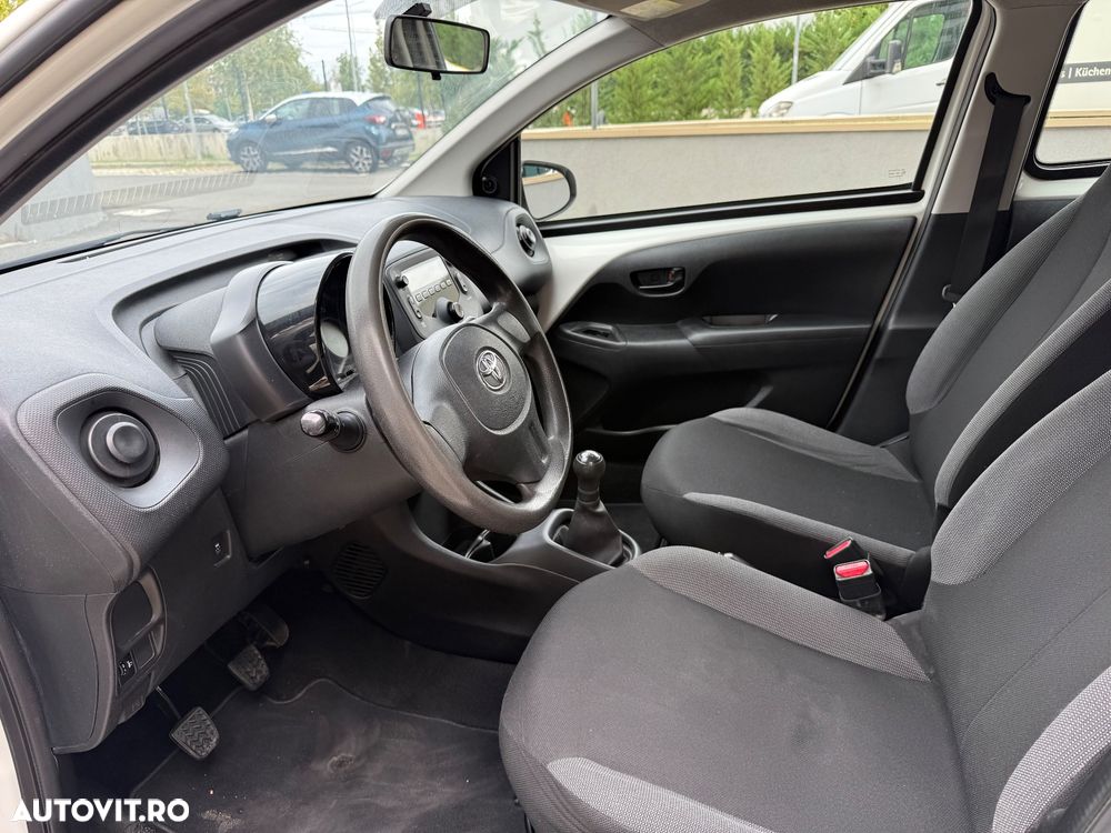 Toyota Aygo 1.0 VVY-I 5 usi X - 10