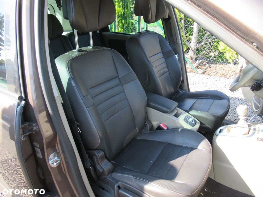 Renault Scenic dCi 130 FAP Dynamique - 8