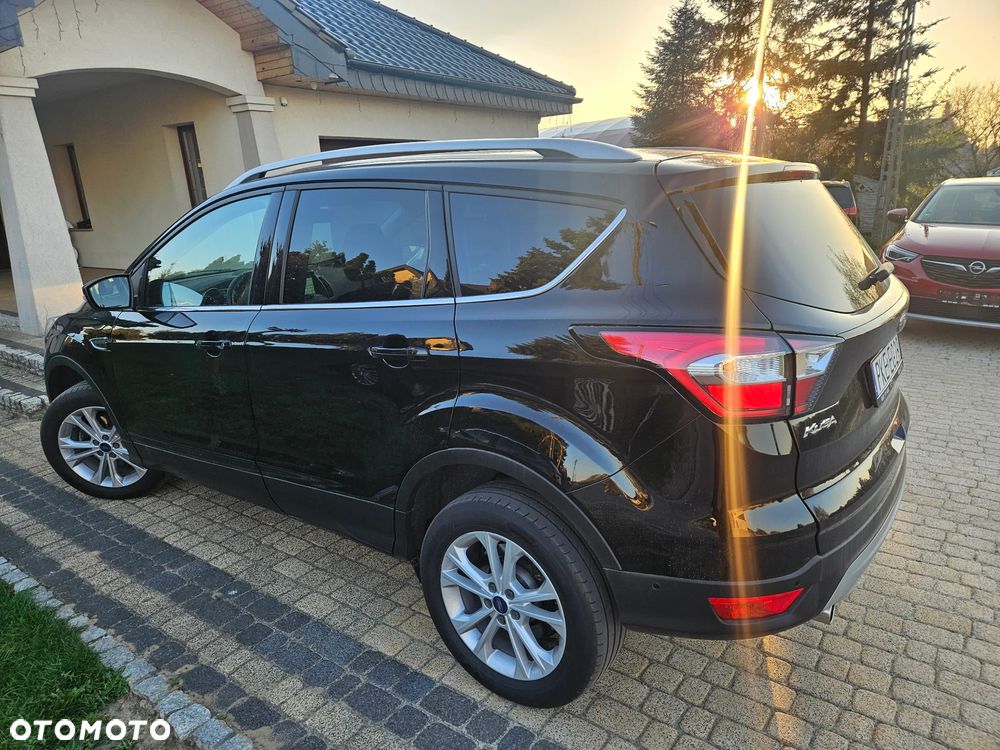 Ford Kuga 1.5 EcoBoost 2x4 Titanium - 17