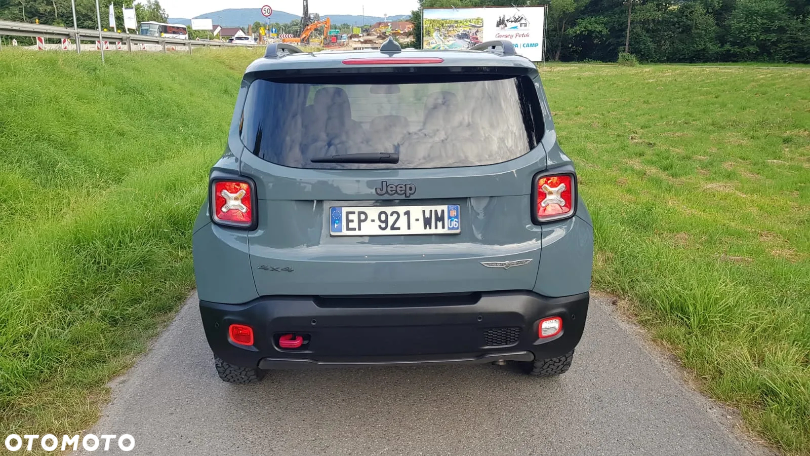 Jeep Renegade - 4