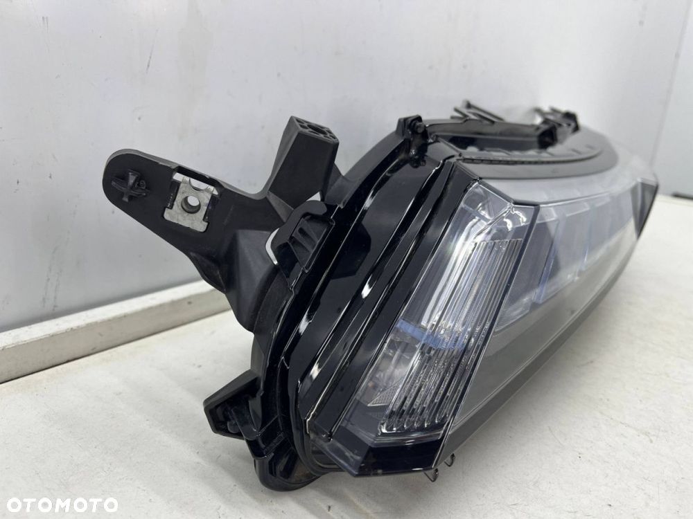 Lampa reflektor Mitsubishi Eclipse Cross LIFT 20r. LEWA przednia górna LED lewy przód edm92205010 - 2