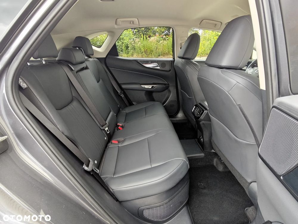 Lexus NX 450h+ Prestige AWD - 17