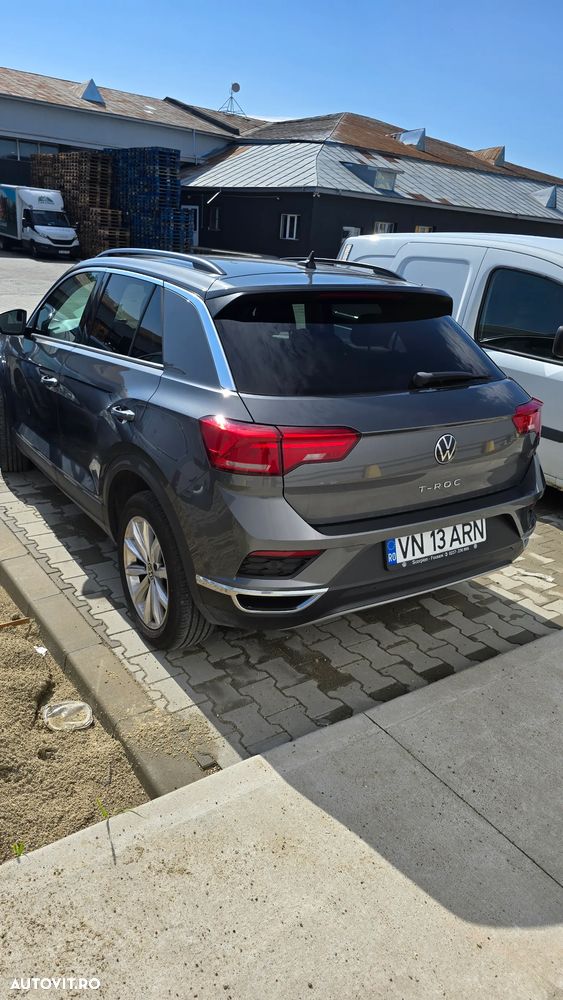 Volkswagen T-Roc - 5