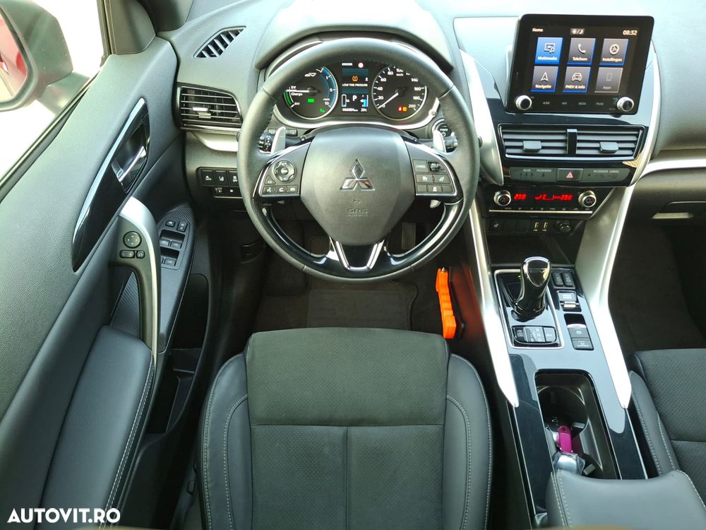 Mitsubishi Eclipse-Cross - 15