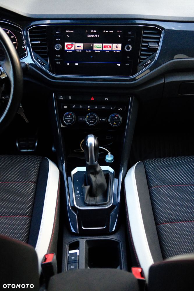 Volkswagen T-Roc - 6