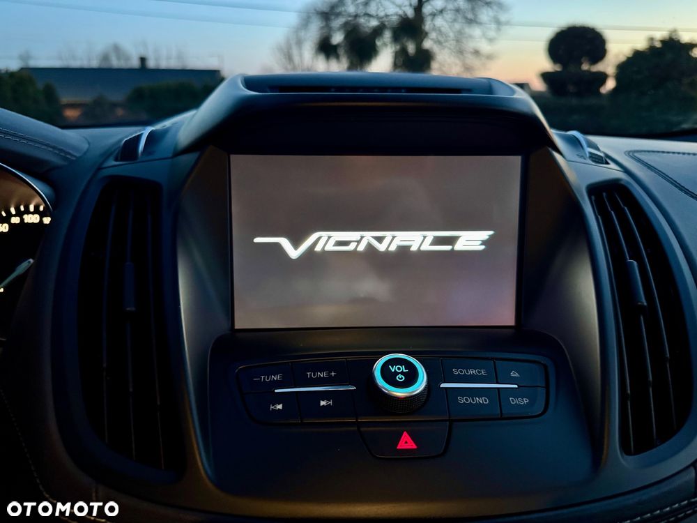 Ford Kuga 1.5 EcoBoost 2x4 Vignale - 31