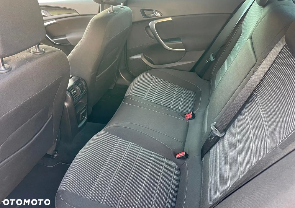 Opel Insignia - 11