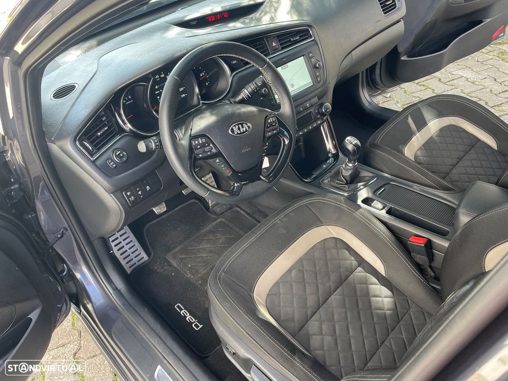 Kia Ceed 1.0 T-GDI GT Line - 27