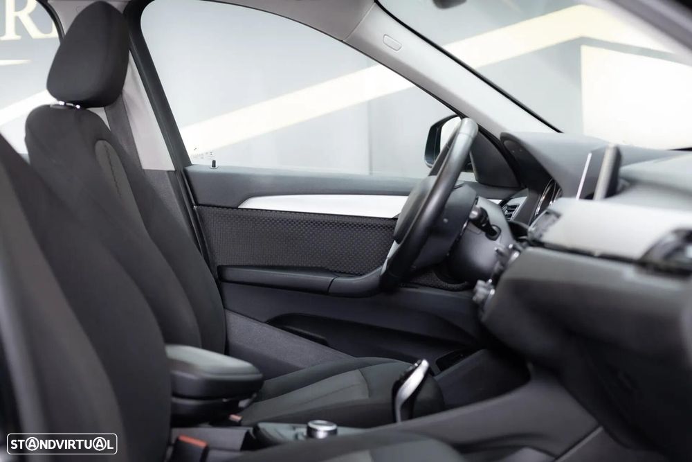 BMW X1 16 d sDrive Advantage Auto - 23