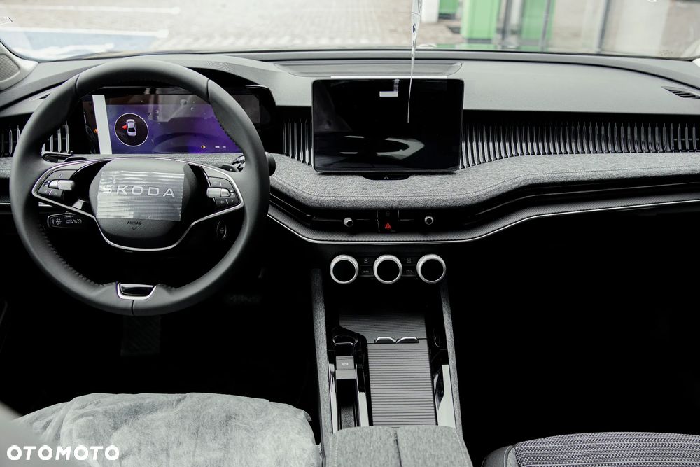 Skoda Superb 2.0 TDI SCR Selection DSG - 8