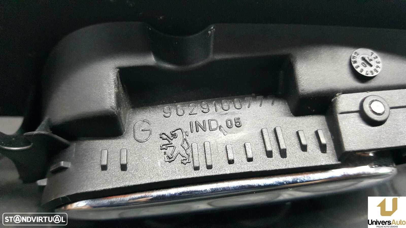 PUNHO TRASEIRO ESQUERDO PEUGEOT 607 (S2) DIAMANTE PACK - 2