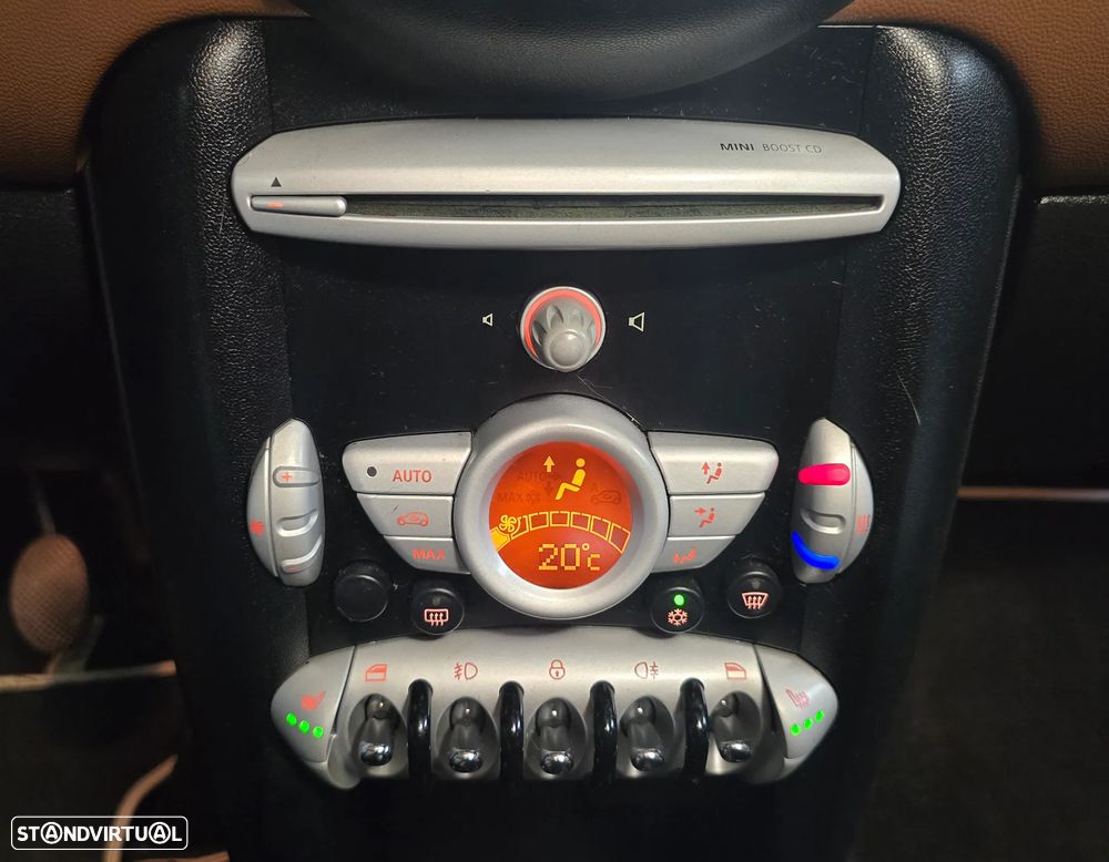MINI 3 Portas Cooper D 50 Mayfair - 25