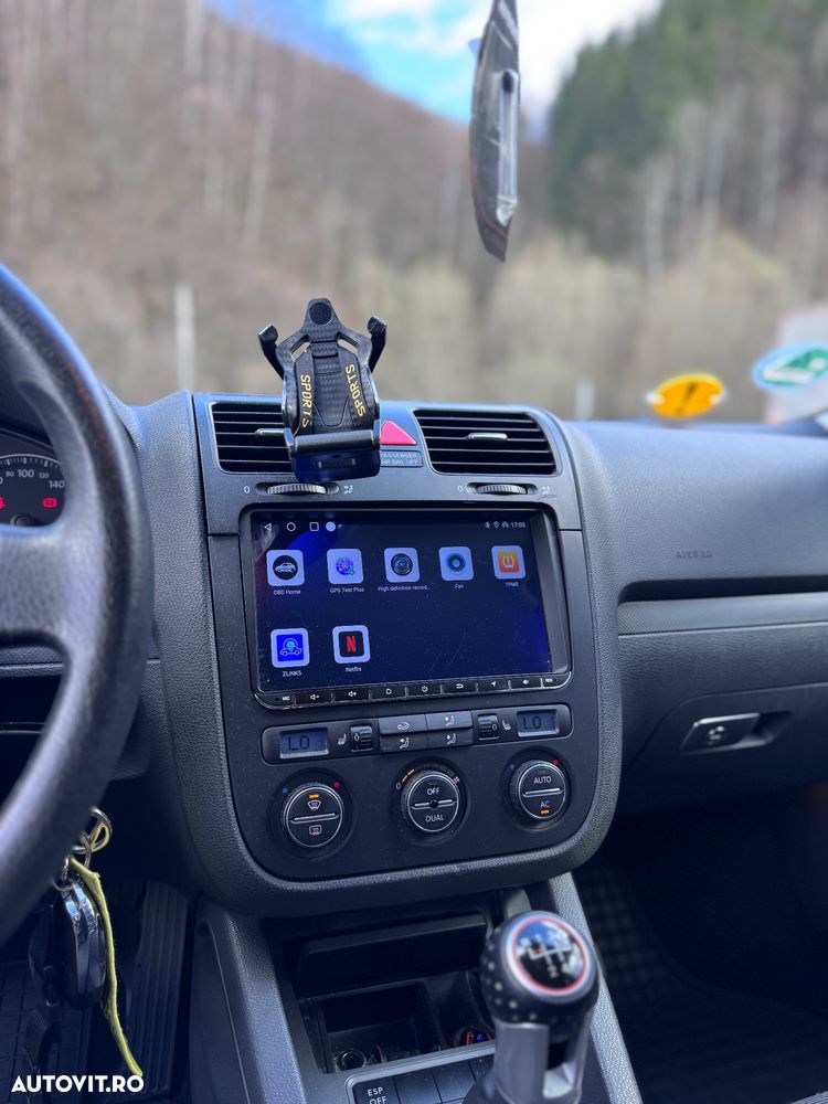 Volkswagen Golf - 13